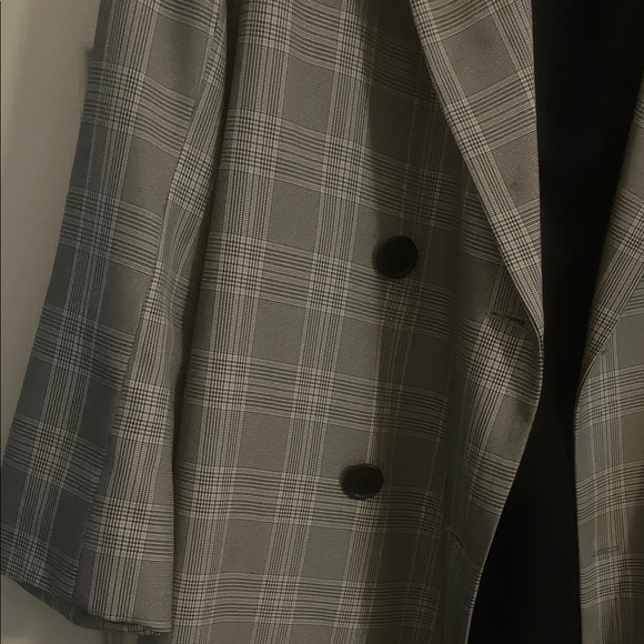 VETTA Gray Plaid Blazer - Picture 3 of 7